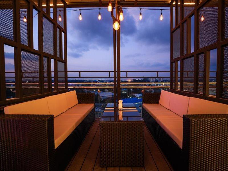 Hlaine Tet Hotel Yangon Exterior photo